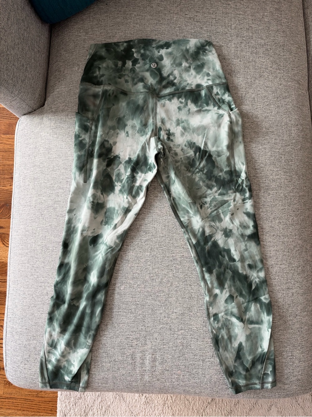 lululemon athletica Align leggings with pockets - 25’